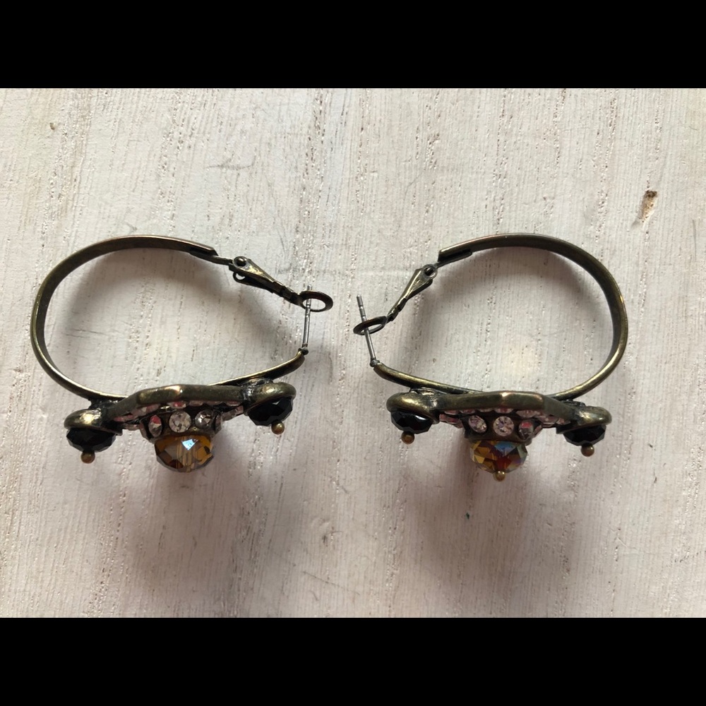 Perch Hoop Earrings - Picture 8 of 8